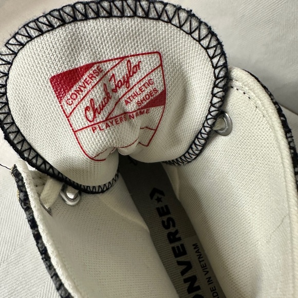 Converse Womens Run Star Hike High Top Women’s 9.5 Black Floral Metallic - Picture 7 of 8